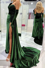 Load image into Gallery viewer, Stylish Mermaid Sweetheart Dark Green Velvet Prom Dress with Split Front
