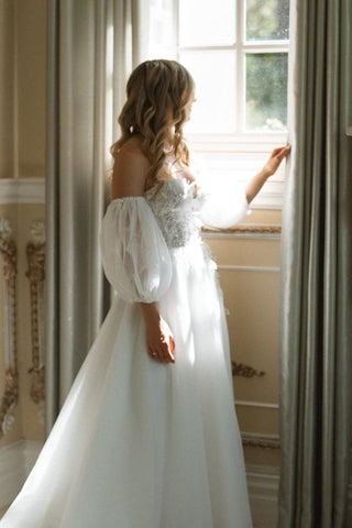 Gorgeous A Line Sweetheart White Long Wedding Dress with Appliques