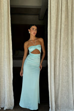 Load image into Gallery viewer, Hot Sheath Halter Neck Teal Long Party Dress with Keyhole
