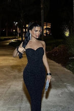 Load image into Gallery viewer, Bling Sheath Sweetheart Black Sequins Long Party Dress
