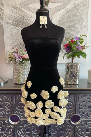 Black Bodycon Strapless Short Tight Homecoming Dress With 3D Flowers