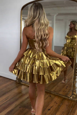 Stunning Gold A-Line Sweetheart Short Metallic Homecoming Dress