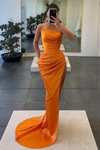 Load image into Gallery viewer, Stylish Mermaid Strapless Long Pleated Satin Prom Dress with Slit
