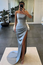 Load image into Gallery viewer, Stylish Mermaid Strapless Long Pleated Satin Prom Dress with Slit
