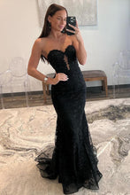 Load image into Gallery viewer, Stunning Black Sweetheart Backless Mermaid Long Prom Dress with Appliques
