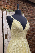 Load image into Gallery viewer, Charming A Line Spaghetti Straps Yellow Long Prom Dress with Appliques
