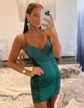 Load image into Gallery viewer, Dark Green Tight Glitter Homecoming Dress With Appliques
