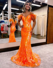 Load image into Gallery viewer, Gorgeous Mermaid Feather Off The Shoulder Prom Dress
