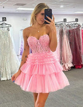 Load image into Gallery viewer, Red Sweetheart A-Line Short Tulle Homecoming Dress
